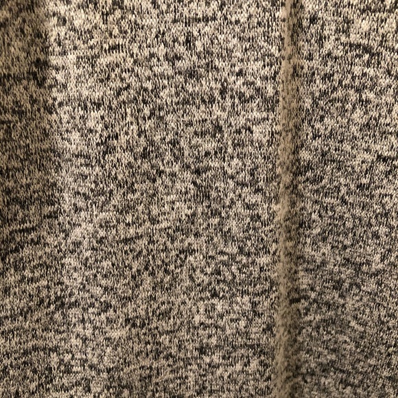 Long sleeved grey and black shirt. - Picture 4 of 4